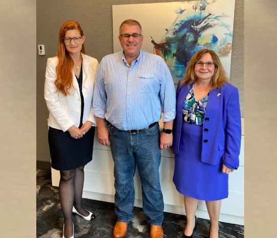 GLEW-Event-senator_Darren